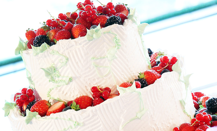 ウェディングケーキ