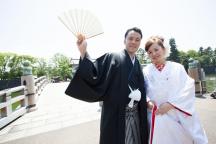 晴れた日なら皇居前のロケーション撮影も　※写真は紋服使用の場合